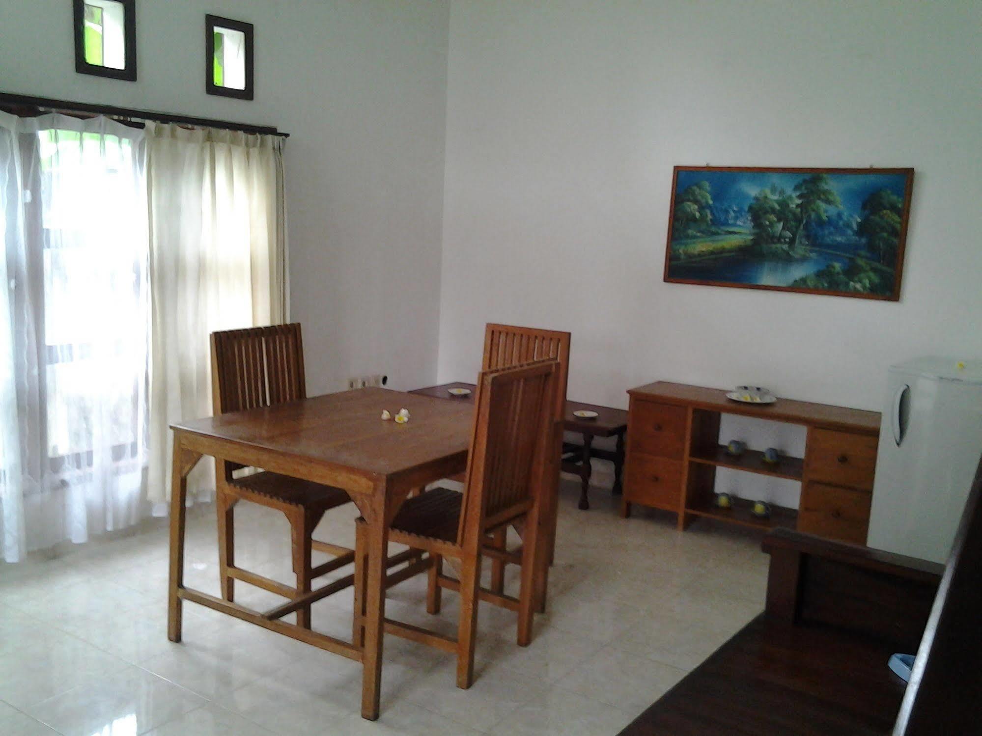 Bali Sunset Hotel Negara  Екстериор снимка