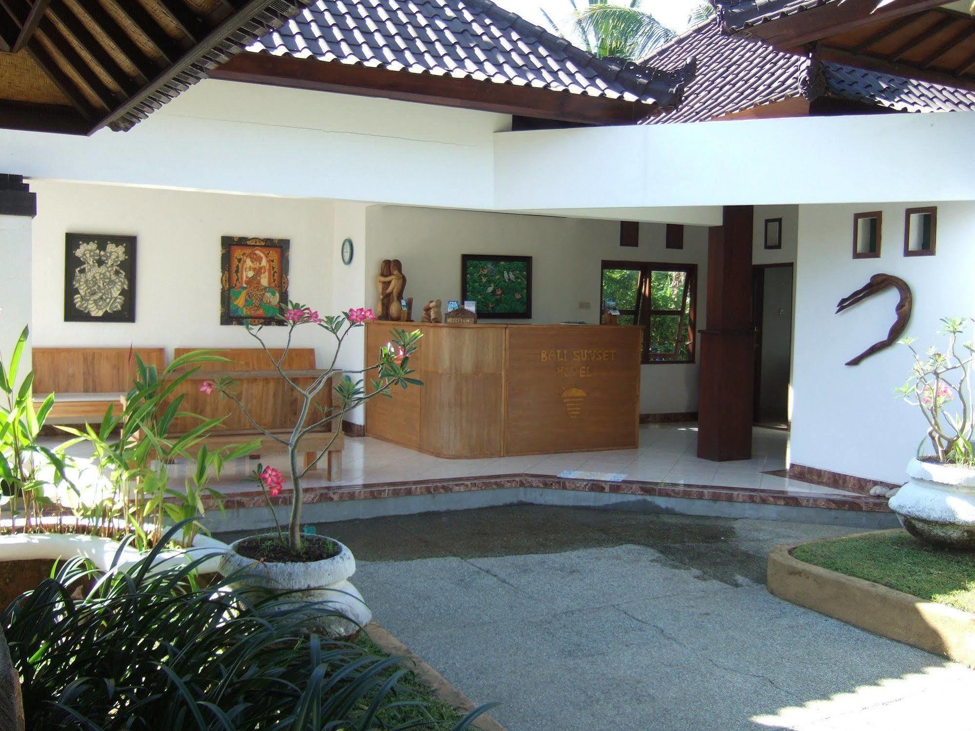 Bali Sunset Hotel Negara  Екстериор снимка