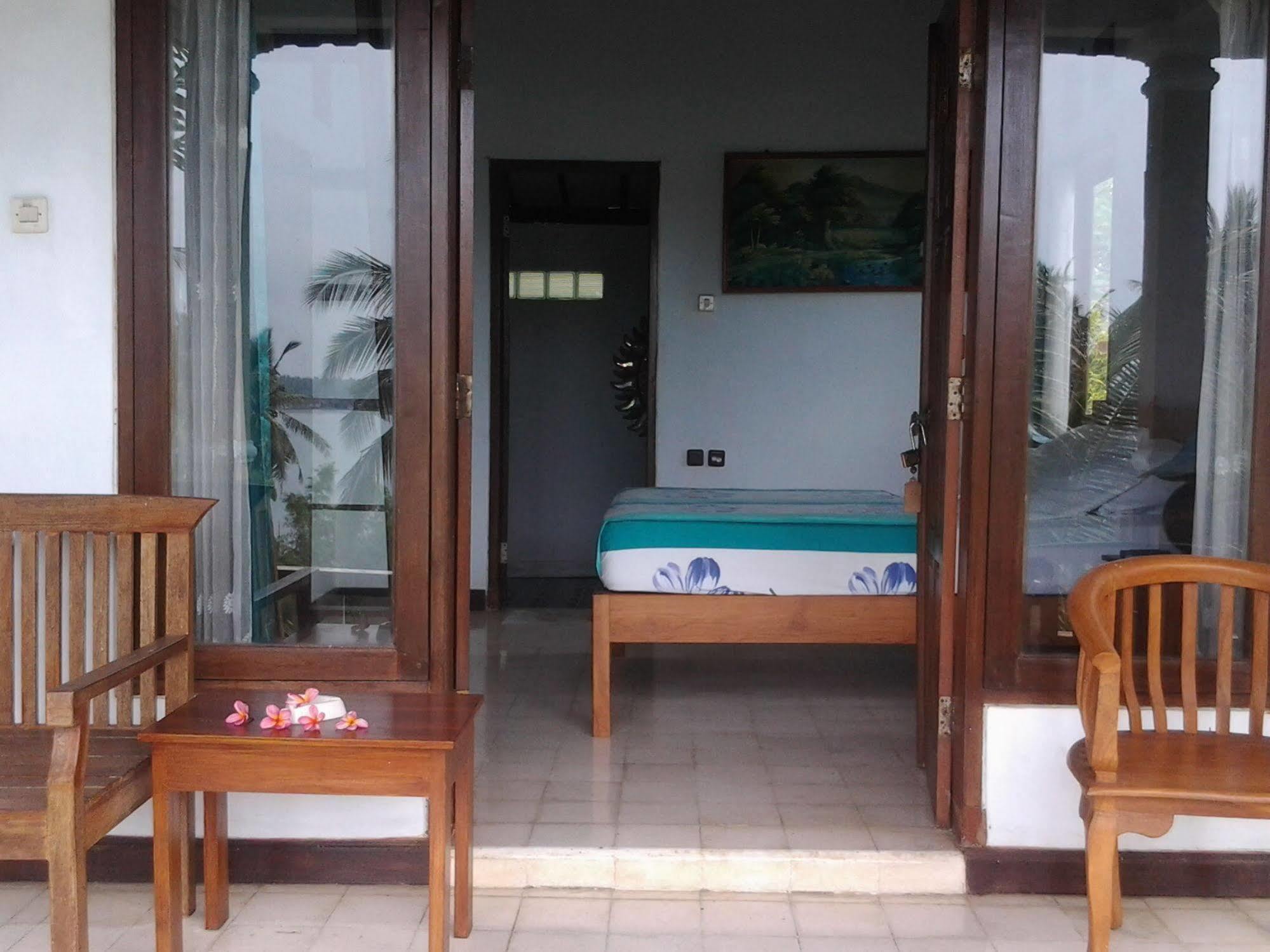 Bali Sunset Hotel Negara  Екстериор снимка