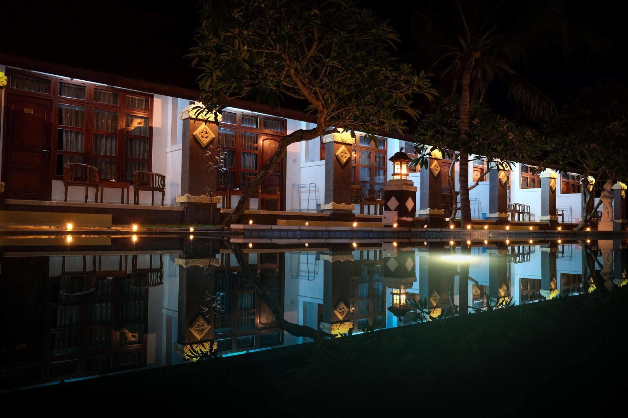 Bali Sunset Hotel Negara  Екстериор снимка
